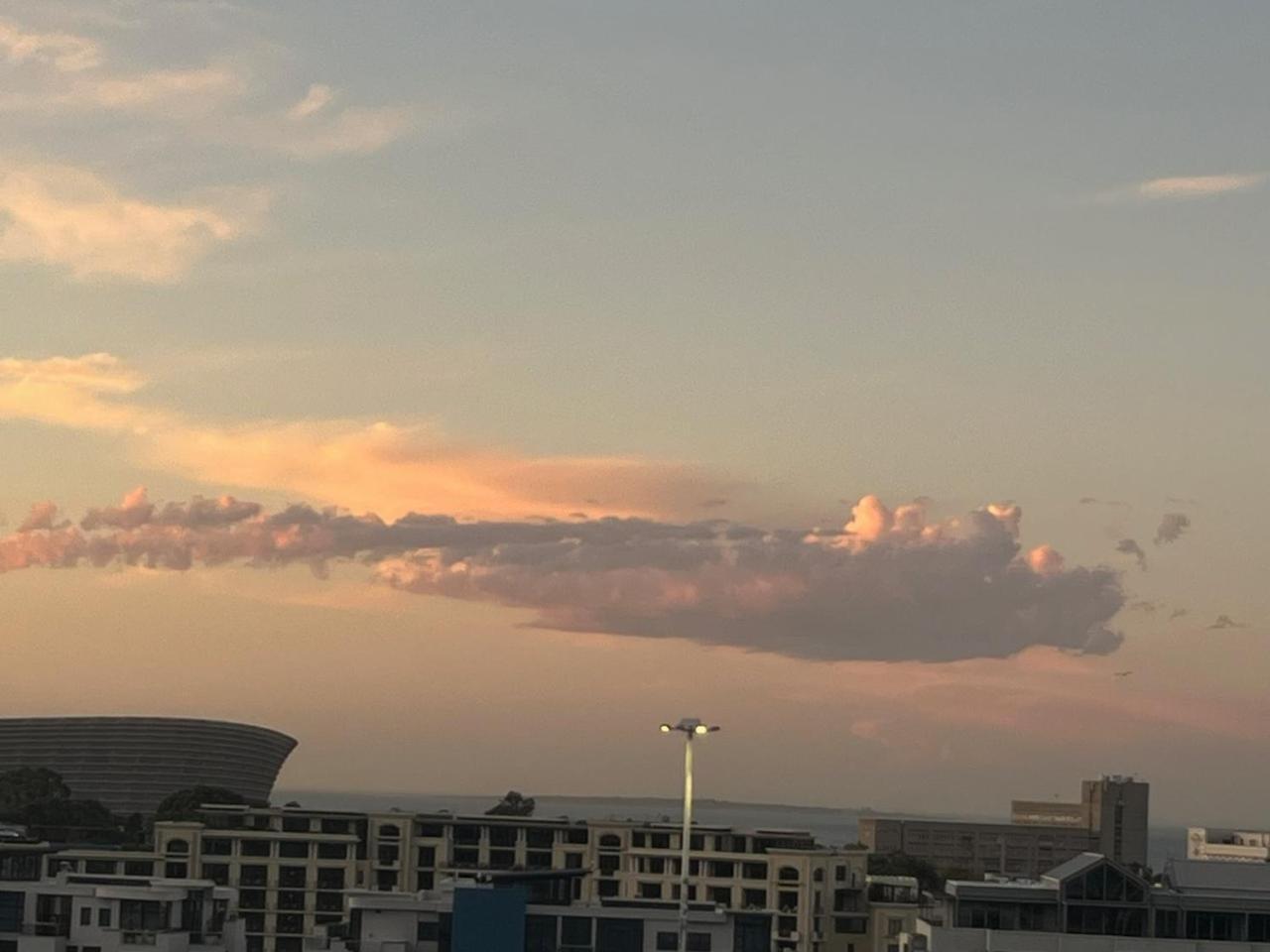 Modern Apartment In The Docklands, De Waterkant, Cape Town Stunning Views, Gorgeous Pool Deck 外观 照片