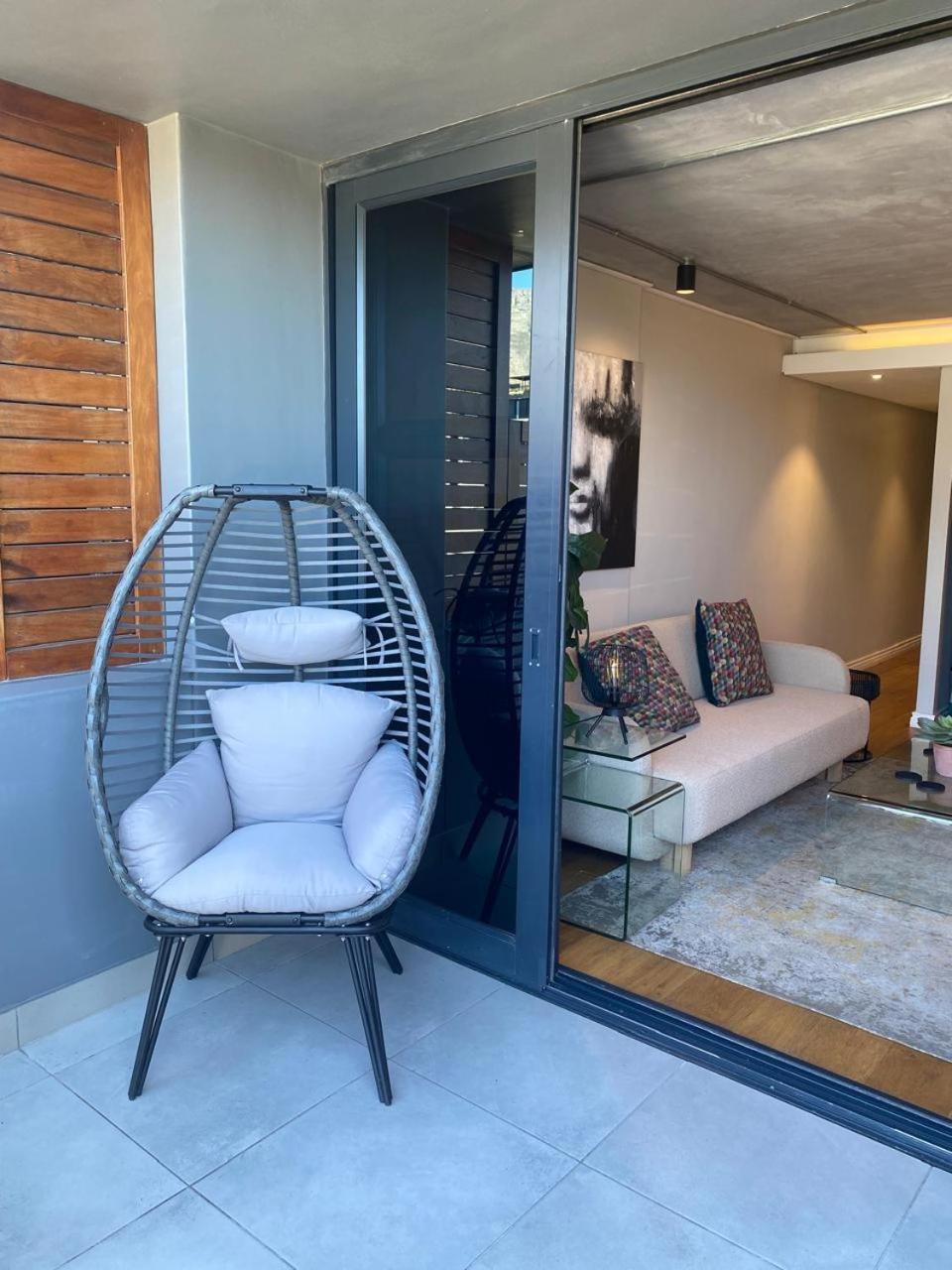 Modern Apartment In The Docklands, De Waterkant, Cape Town Stunning Views, Gorgeous Pool Deck 外观 照片